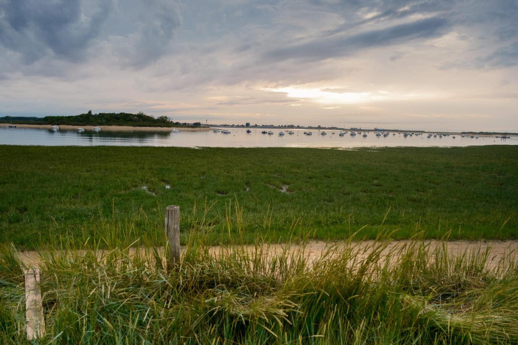 Maison Neuve Proche Plage Avec Parking Gratuit Et Prive A 5 Min Du Musee De La Batterie De Merville Gonneville-en-Auge Εξωτερικό φωτογραφία